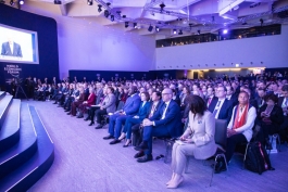 Șefa statului a discutat la Davos despre viitorul european al Republicii Moldova și a încurajat companiile străine să investească la noi în țară