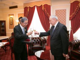 Moldovan president awards Japanese envoy Order of Honour