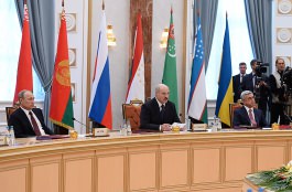 Moldovan president attends summit in Minsk