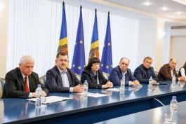 Șefa statului a avut o discuție cu mai mulți reprezentanți ai sectorului agrar despre Adunarea „Moldova Europeană” din 21 mai