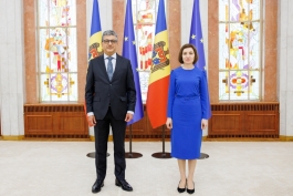 Președinta Maia Sandu a primit scrisorile de acreditare din partea a trei ambasadori desemnați 