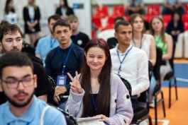 Глава государства на втором выпуске молодежного форума „Moldova Youth Forum”: «Европейский путь Молдовы может быть построен только при участии молодежи»