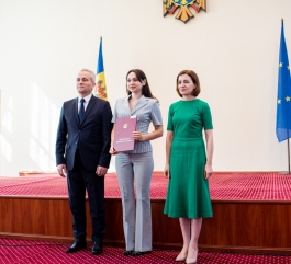 Обращение главы государства  к выпускникам, сдававшим в этом году бакалавриат: «Вы нужны Республике Молдова для реализации проекта нашего поколения - вступления в ЕС»