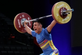 Președinta Maia Sandu i-a felicitat pe sportivii care au obținut 21 de medalii la Campionatul European de Haltere pentru tineri