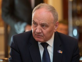 Moldovan president receives accreditation letters from more ambassadors