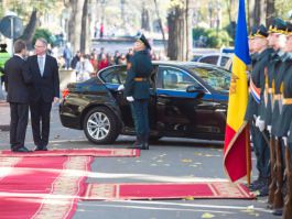 Moldovan president receives accreditation letters from more ambassadors