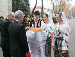 Moldovan president meets Austrian counterpart