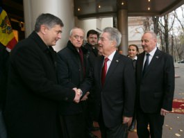 Moldovan president meets Austrian counterpart