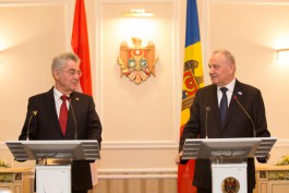 Moldovan president meets Austrian counterpart