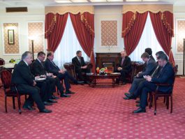 Moldovan head of state meets Romanian president-elect