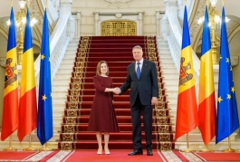 Șefa statului, în discuții cu Președintele Klaus Iohannis: „România rămâne principalul susținător al Moldovei”