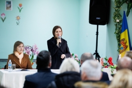 Președinta Maia Sandu a discutat cu locuitorii comunei Parcani despre dezvoltarea comunităților din țară