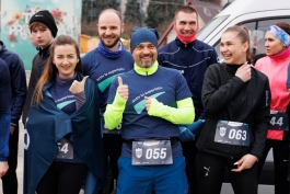 Președinta Maia Sandu a participat la startul primului ultramaraton organizat „Rubicon 2024 Chișinău-București”