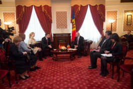 Moldovan president receives accreditation letters from three ambassadors