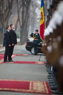 Moldovan president receives accreditation letters from three ambassadors