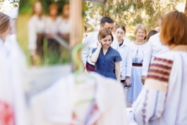 The head of state participated, along with the locals from the Telenești district, in the “Hora Sânzienelor” Festival