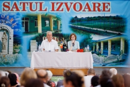 President Maia Sandu had a meeting with people from the villages of Mărculești and Izvoare in the Florești district