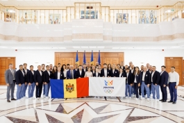 The head of state wished good luck to Moldovan athletes at the Olympic Games and handed them the flag