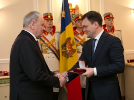 Președintele Republicii Moldova, Nicolae Timofti, a acordat distincții de stat unui grup de cetățeni