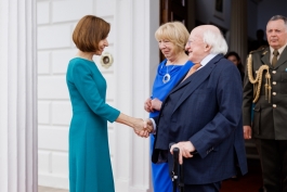 In Ireland, President Maia Sandu met with her Irish counterpart, Michael D. Higgins, and Prime Minister Simon Harris