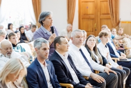 Президент Майя Санду на встрече с жителями города Яловень: «Шаг за шагом мы добиваемся побед, которые в совокупности означают огромный скачок в развитии нашей страны»