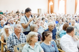 Președinta Maia Sandu, la întâlnirea cu locuitorii din orașul Ialoveni: „Pas cu pas obținem victorii care, luate împreună, înseamnă salturi uriașe în dezvoltarea țării noastre” 