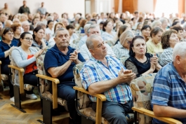 Президент Майя Санду на встрече с жителями города Яловень: «Шаг за шагом мы добиваемся побед, которые в совокупности означают огромный скачок в развитии нашей страны»