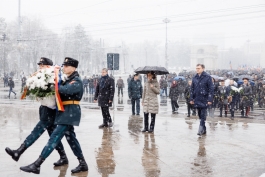 В 33-ю годовщину начала войны на Днестре глава государства приняла участие в мероприятиях, посвященных памяти сражавшихся за оборону Республики Молдова