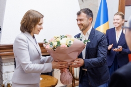 Президент Майя Санду посетила с рабочим визитом Республику Польша с целью укрепления двусторонних отношений, экономических связей и поддержки европейского пути Республики Молдова