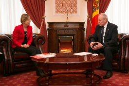 Moldovan president, Swedish envoy address reforms, support, projects