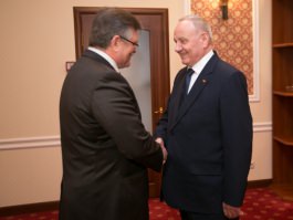 Президент Николае Тимофти принял генерального секретаря ОЧЭС Виктора Цвиркуна
