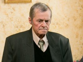 Президент  Николае Тимофти поздравил писателя Петру Кэраре с 80-летием