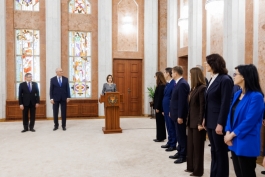Правительство во главе с Премьер-министром Александру Мунтяну принесло присягу в присутствии главы государства Майи Санду
