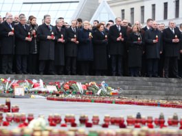 President Nicolae Timofti participates in March of Dignity in Kiev