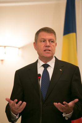 Președintele Nicolae Timofti a avut o întrevedere cu președintele României, Klaus Iohannis