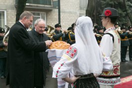 Președintele Nicolae Timofti a avut o întrevedere cu președintele României, Klaus Iohannis