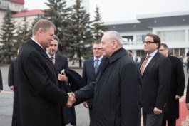 Romanian president ends two-day visit to Moldova