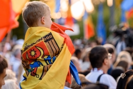 Președinta Maia Sandu, de Ziua Suveranității: ,,Avem obligația să păstrăm și să apărăm suveranitatea, independența și pacea Republicii Moldova”