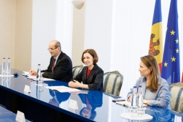 Președinta Maia Sandu s-a întâlnit cu o delegație bipartizană de senatori americani