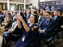 Președinta Maia Sandu, la Forumul „Reformarea Justiției și Combaterea Corupției”: „Independența justiției presupune integritate și responsabilitate”