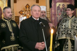 Moldovan president, former Romanian head of state visit north Moldova town