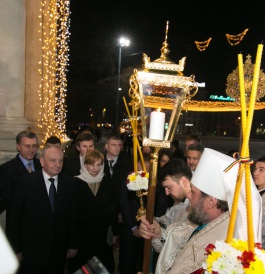 Moldovan president attends Easter mass