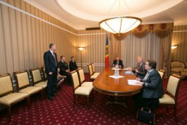 Moldovan president Nicolae Timofti signs decrees appointing seven magistrates