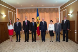 Președintele Timofti l-a primit pe ambasadorul Republicii Populare Chineze în Republica Moldova, Tong Mingtao