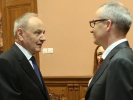 Nicolae Timofti a avut  o întrevedere cu ambasadorul Elveţiei,  Christian Schoenenberger 