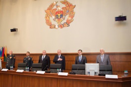 Президент Николае Тимофти представил нового министра обороны  Анатола Шалару офицерам и сотрудникам министерства