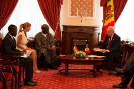 Moldovan president receives accreditation letters from five ambassadors