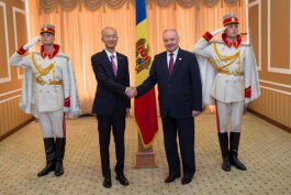 Moldovan president receives accreditation letters from five ambassadors