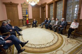 Moldovan president has consultations with group of non-affiliated MPs