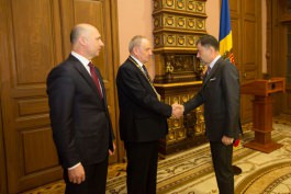 Members of new government take oath before Moldovan president